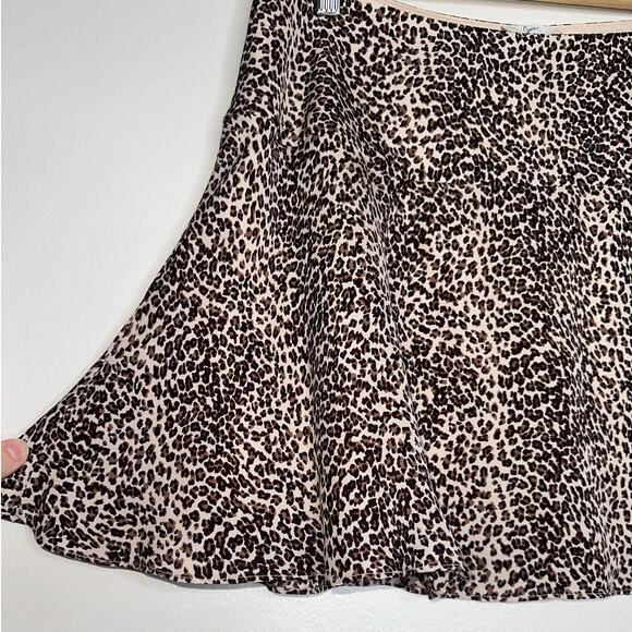 Joie Leopard Silk Mini Skirt Size 8 Cheetah Print Brown Tan Lined Skirt - Picture 3 of 6